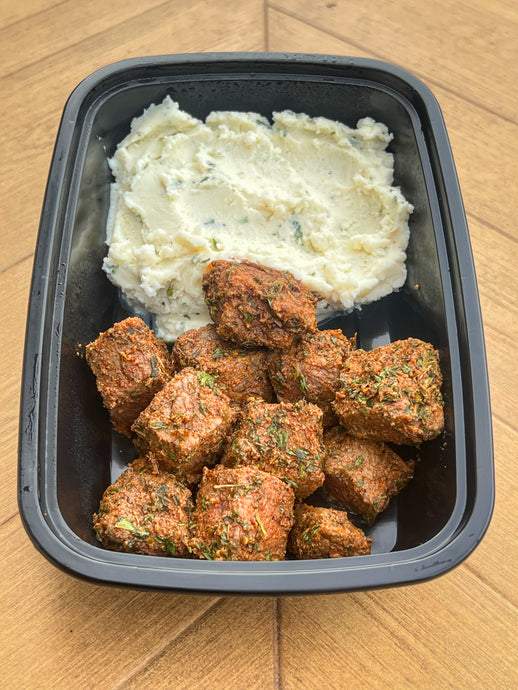 Buttery Garlic Steak Bites with Herby Mashed Potatoes